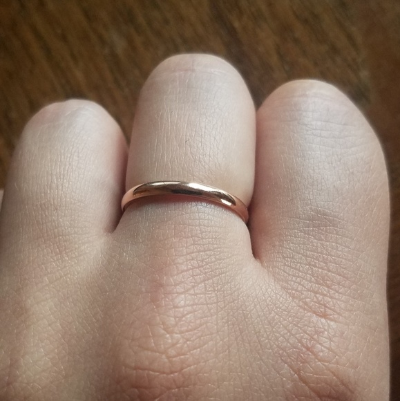 NWOT Rose Gold Thin Titanium Steel Ring Band - Picture 5 of 6